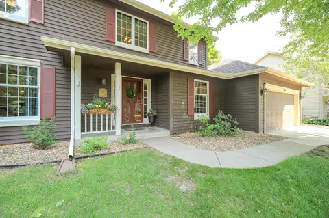 6351 Near Mountain Blvd, Chanhassen, MN 55317