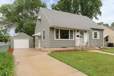 931 9th Ave NE, Rochester, MN 55906