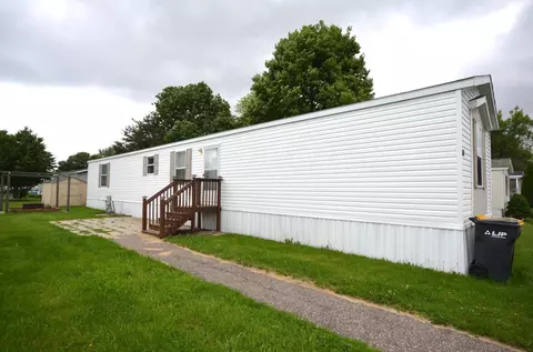 311 Mozart Ave E, Mankato, MN 56001