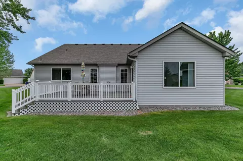 47 Glenview Loop, Saint Cloud, MN 56303 photo 2