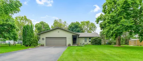 14175 Cottonwood Blvd, Becker, MN 55308