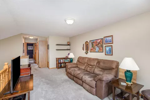4426 Lakeshore Ter, Eagan, MN 55122 photo 12