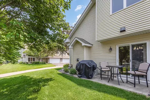 4426 Lakeshore Ter, Eagan, MN 55122 photo 24