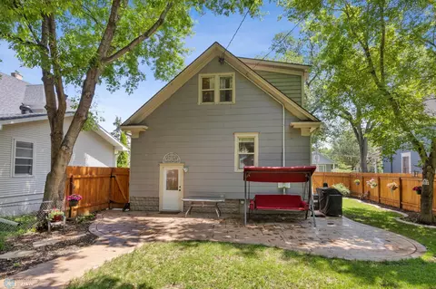 Exterior - 1016 4th St N, Fargo, ND 58102 photo 13 of 15