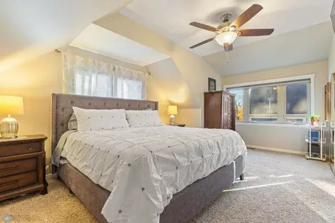 Bedroom - 1016 4th St N, Fargo, ND 58102 photo 4 of 5
