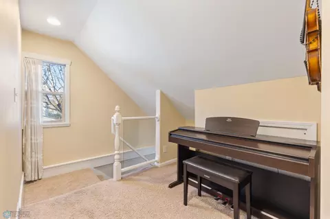 Entry Way - 1016 4th St N, Fargo, ND 58102 photo 3 of 3