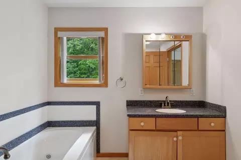 Bath - 6010 Woodbury Dr, Wright, MN 55798 photo 2 of 5
