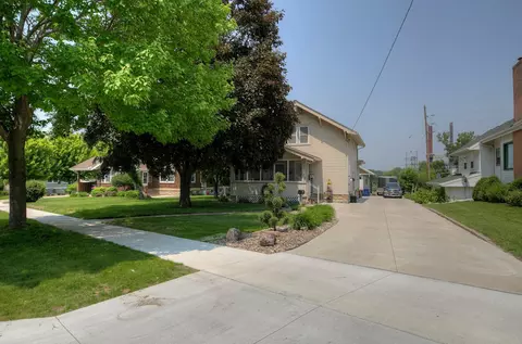 544 E 7th St, Red Wing, MN 55066 photo 3