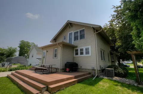 544 E 7th St, Red Wing, MN 55066 photo 8