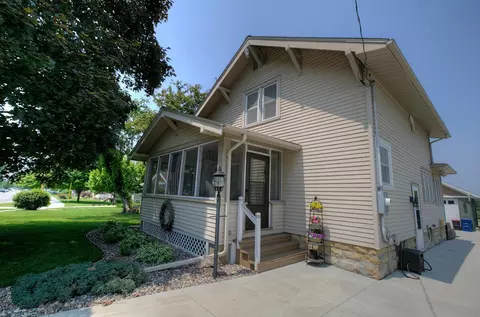 544 E 7th St, Red Wing, MN 55066 photo 5