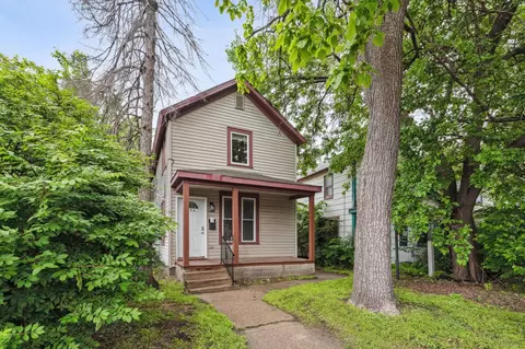 2106 University Ave NE, Minneapolis, MN 55418