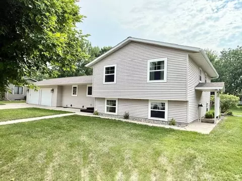 507 Morten Dr, Redwood Falls, MN 56283