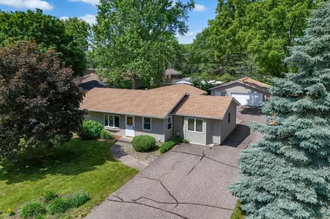 1620 Oak St, Hastings, MN 55033