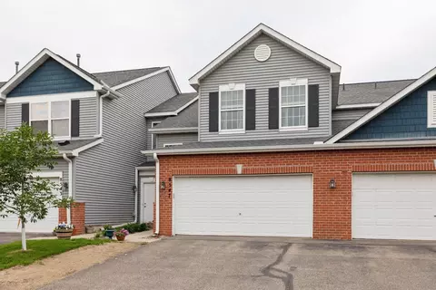 8547 Grove Cir, Shakopee, MN 55379
