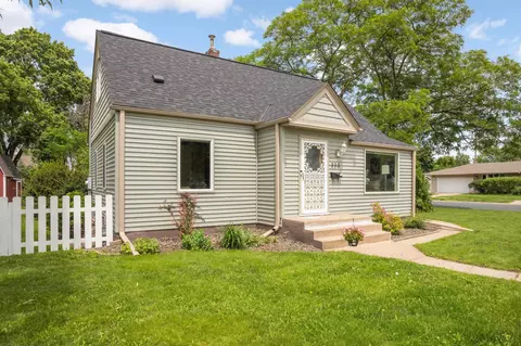 333 3rd St NE, Osseo, MN 55369