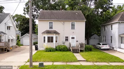 24 10th St NW, Rochester, MN 55901