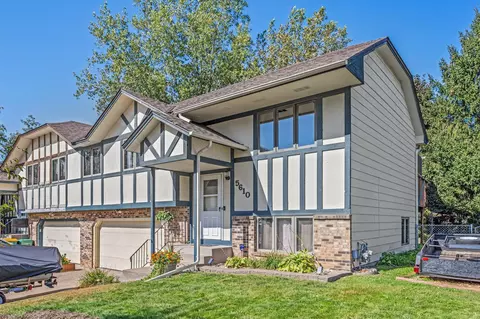 5610 84 12 Ave N, Brooklyn Park, MN 55443