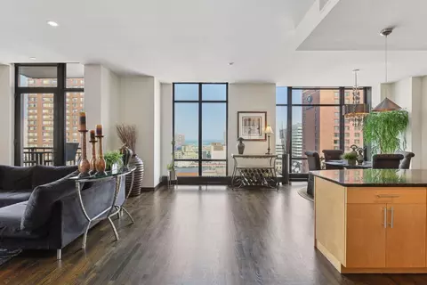 201 S 11th St #1400, Minneapolis, MN 55403