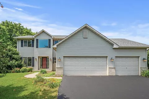 12306 Crown Hill Ct, Burnsville, MN 55337