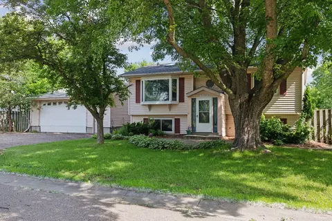 9700 E 265th St, Elko New Market, MN 55020