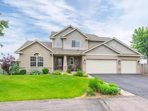 1202 Hidden Creek Blvd, Mayer, MN 55360