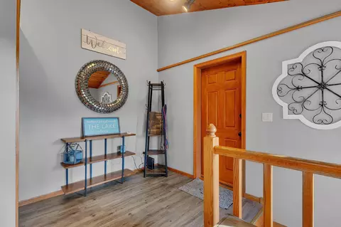 Entry Way - 16568 Maplewood Rd, Cold Spring, MN 56320 photo 5 of 9
