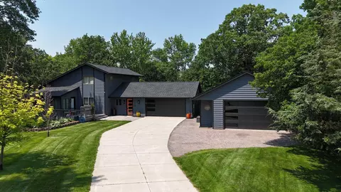 16568 Maplewood Rd, Cold Spring, MN 56320