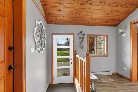Entry Way - 16568 Maplewood Rd, Cold Spring, MN 56320 photo 1 of 9