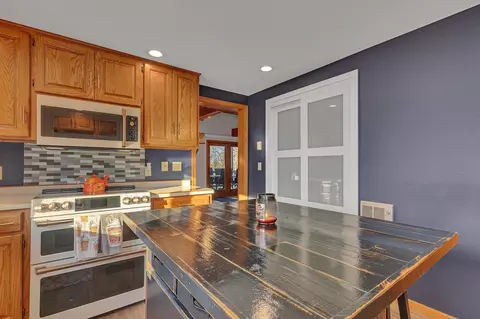 Kitchen - 16568 Maplewood Rd, Cold Spring, MN 56320 photo 3 of 3