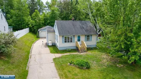 20 Vermillion Dr, Virginia, MN 55792