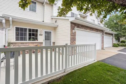 Exterior - 3307 Coleshire Path, Rosemount, MN 55068 photo 4 of 4