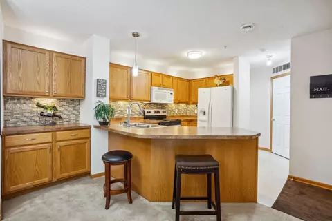Kitchen - 3307 Coleshire Path, Rosemount, MN 55068 photo 1 of 2