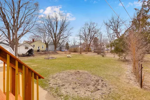 Exterior - 1115 3rd St NW, Faribault, MN 55021 photo 6 of 7
