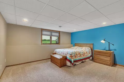Bedroom - 2708 Tranquility Dr, Saint Cloud, MN 56301 photo 3 of 3
