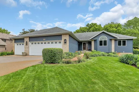 2708 Tranquility Dr, Saint Cloud, MN 56301