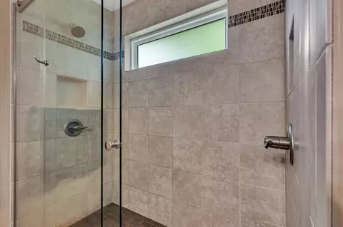Bath - 2708 Tranquility Dr, Saint Cloud, MN 56301 photo 2 of 4
