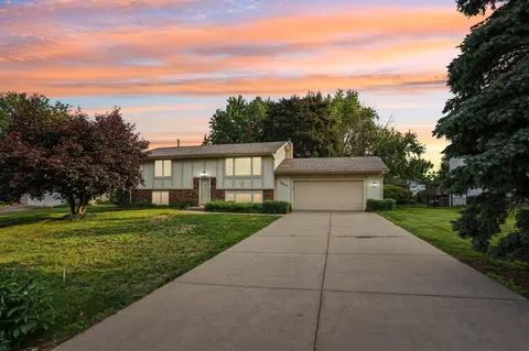 16679 Dublin Rd SE, Prior Lake, MN 55372