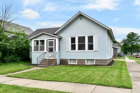 579 W 4th St, Winona, MN 55987