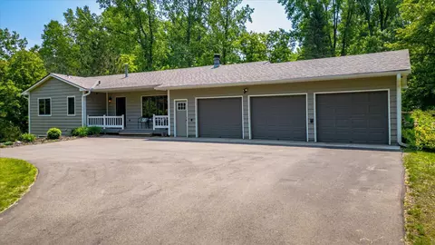 10787 Stonebridge Trl N, Stillwater, MN 55082