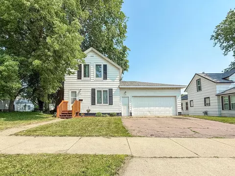417 Victoria St, Fairmont, MN 56031