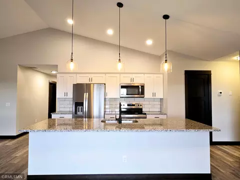 Kitchen - 2001 Essler Dr, Saint Peter, MN 56082 photo 1 of 4