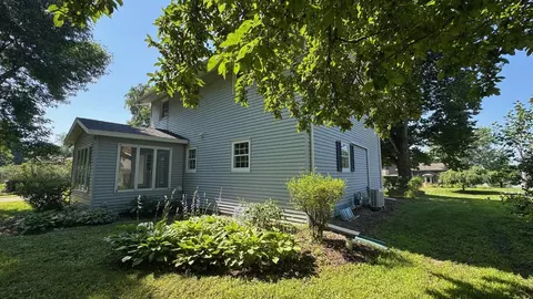 811 Myrtle St, Buffalo, MN 55313 photo 3