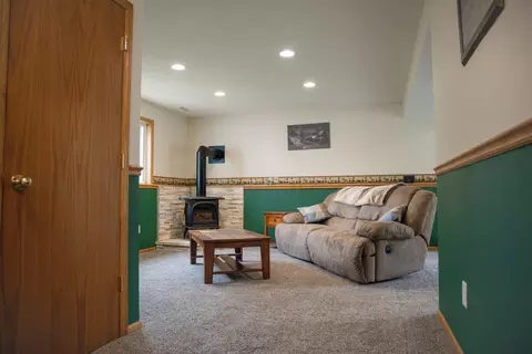 415 3rd St NW, Elgin, MN 55932 photo 38