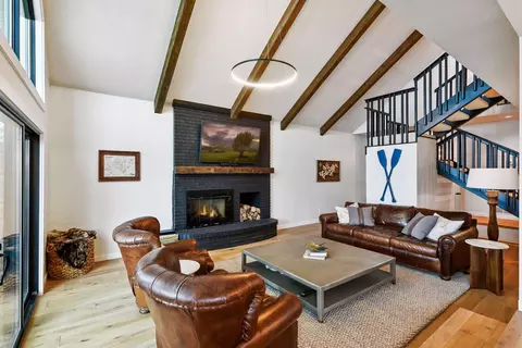 Living - 6641 Halstead Ave, Mound, MN 55364 photo 2 of 3