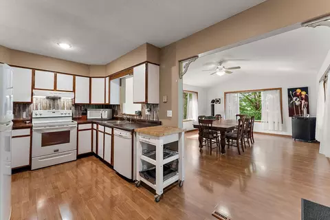 1202 Matteson St, Faribault, MN 55021 photo 13