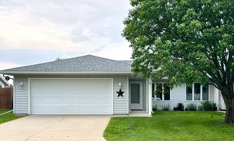 722 Memorial Dr, Spring Valley, MN 55975