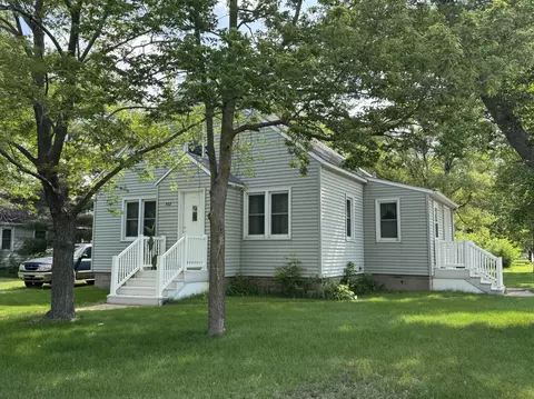 302 30th Ave N, Saint Cloud, MN 56303