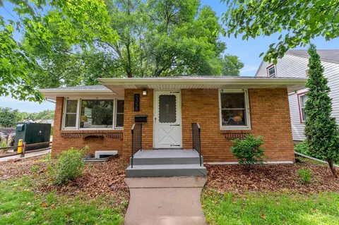 5356 29th Ave S, Minneapolis, MN 55417