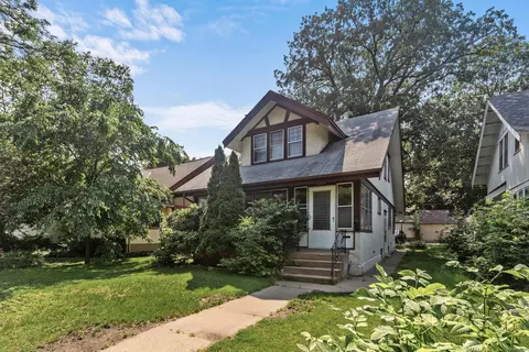 2844 42nd Ave S, Minneapolis, MN 55406