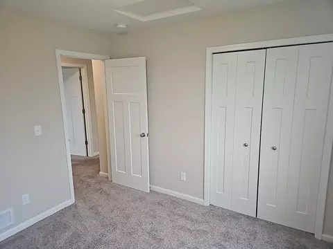 Bedroom - 591 Alaska Loop, Cambridge, MN 55008 photo 2 of 4